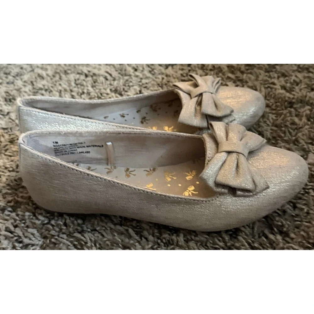 Self-Esteem Girls Glittery Light Pink Flats Delicate bow Size 1
